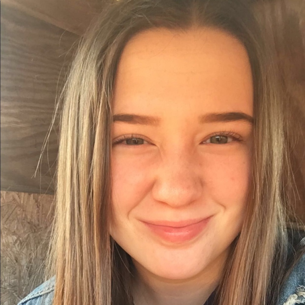 Meet your Posher, Zoe